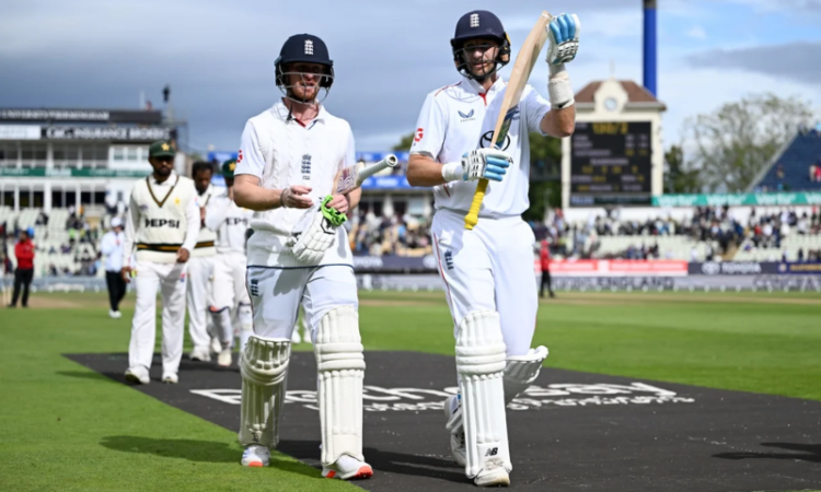 England complete historic whitewash as Pakistan remain bottom of WTC table