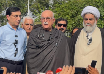 Achakzai questions KP emergency, says Balochistan faces similar security challenges
