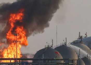 Houthis claim attack on Saudi oil facility as fighting intensifies in Yemen