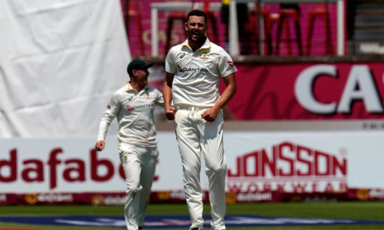 Hazlewood’s six-wicket haul powers Australia to 214-run win over South Africa
