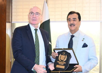 Gilani calls for stronger Pakistan-Australia parliamentary and bilateral ties