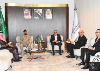 Ishaq Dar arrives in Riyadh for Makkah defence pact meeting