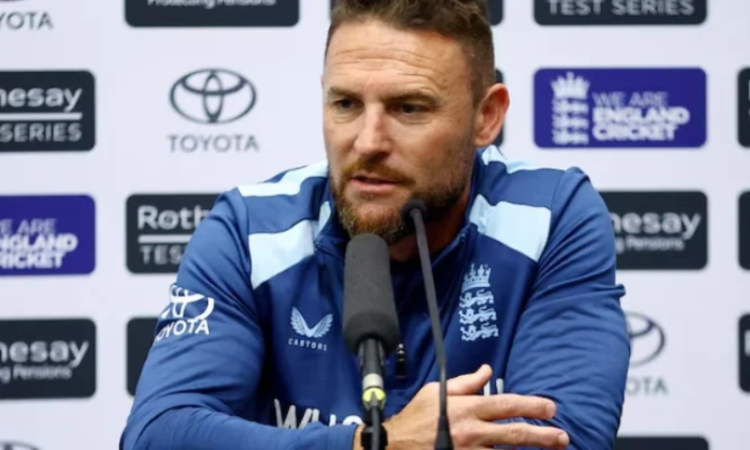 McCullum says England must adapt to reach ODI tri-series final