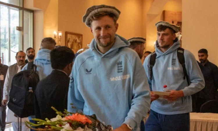 England arrive in Islamabad for ODI tri-series against Pakistan, Sri Lanka