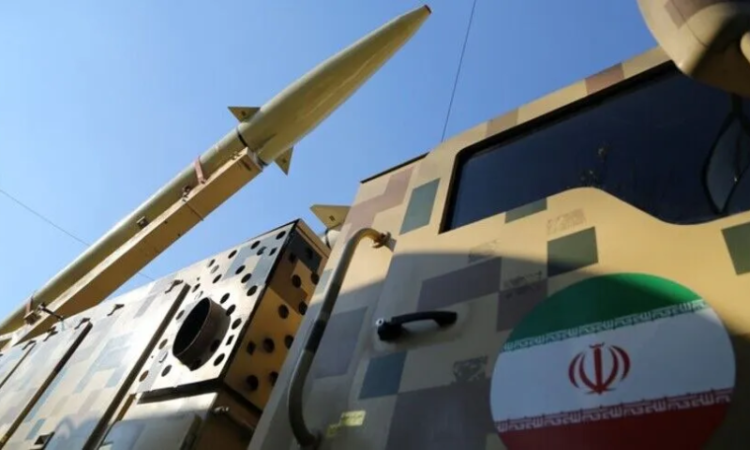 Iran warns of attacks on US bases and vessels amid rising regional tensions