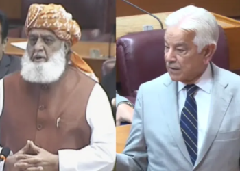 Khawaja Asif hits back at Fazlur Rehman over Tehran meeting
