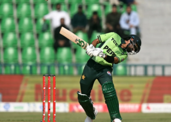 Pakistan register second-lowest ODI total at Gaddafi Stadium