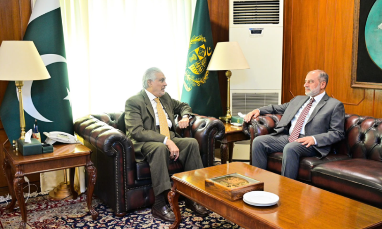 Ishaq Dar meets Makkah Alliance for Defence secretary general