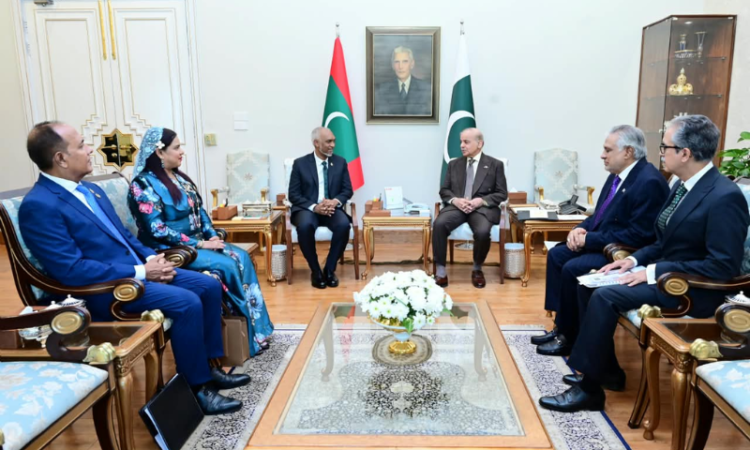 Pakistan, Maldives exchange 20 MoUs as Shehbaz, Muizzu agree to boost trade to $200 million