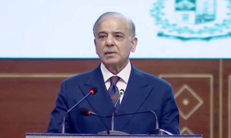 PM reaffirms Pakistan’s support for Kashmiris on Black Day