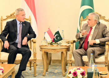 Pakistan, Singapore review bilateral ties, explore new areas of cooperation