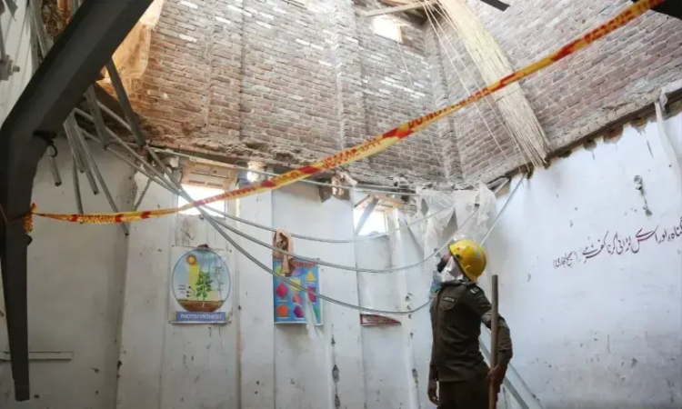 34 children, teacher killed in Peshawar school roof collapse