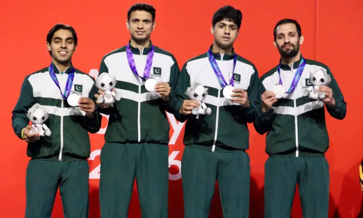 Pakistan settle for silver after Malaysia defeat in Asian Games squash final