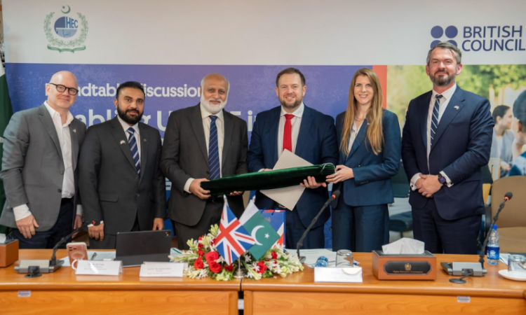 UK minister concludes Pakistan visit to deepen cooperation on growth, education and security