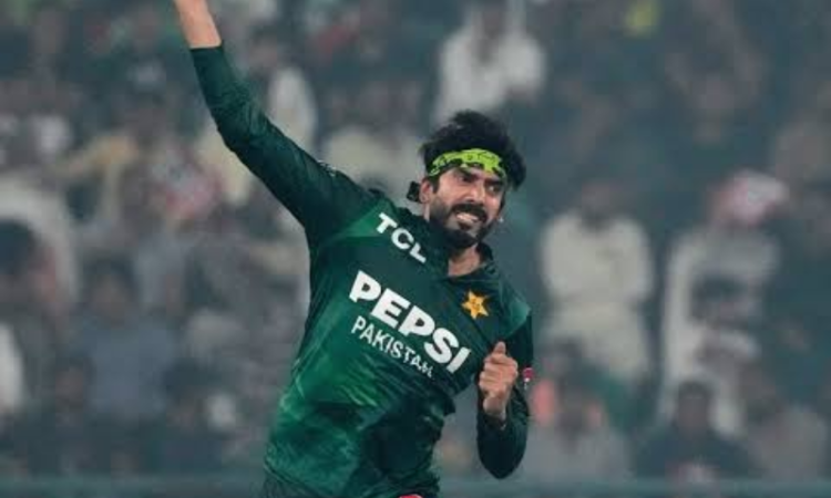Usman Tariq reacts cryptically after Pakistan squad omission