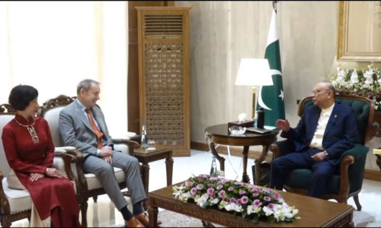 President receives credentials from French ambassador-designate